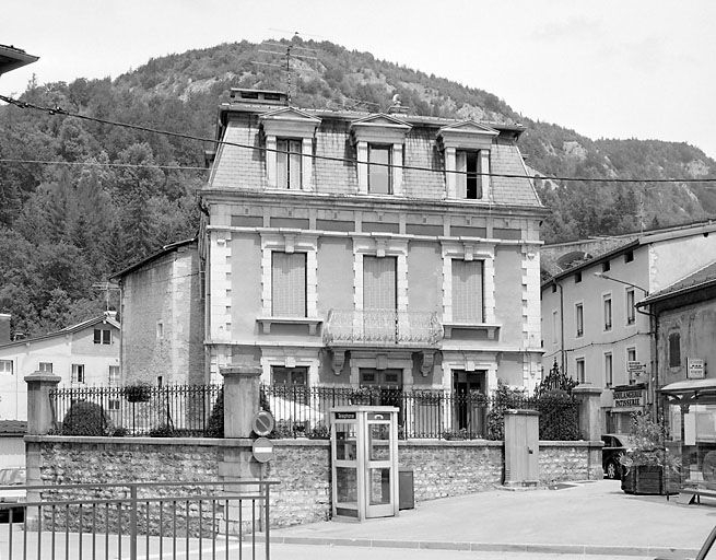 Elévation latérale gauche. © Yves Sancey / Région Bourgogne-Franche-Comté, Inventaire du patrimoine - 2003