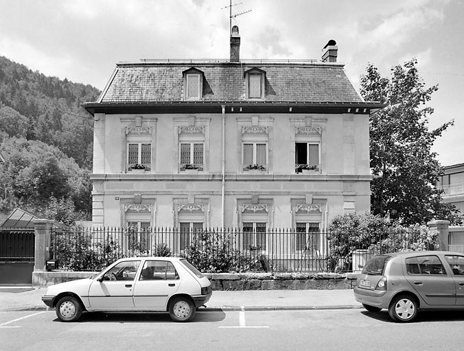 Elévation antérieure. © Yves Sancey / Région Bourgogne-Franche-Comté, Inventaire du patrimoine - 2003