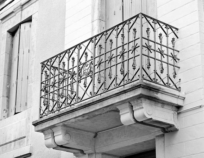 Balcon. © Yves Sancey / Région Bourgogne-Franche-Comté, Inventaire du patrimoine - 2003
