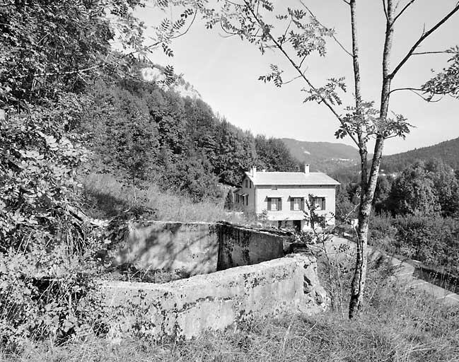 Réservoir au Pré vif. © Yves Sancey / Région Bourgogne-Franche-Comté, Inventaire du patrimoine - 2003