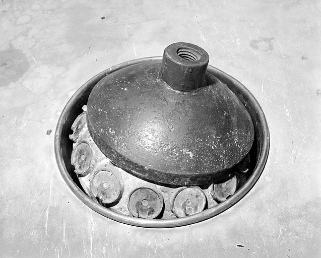 La " balle " et le " bassin ". © Jérôme Mongreville / Région Bourgogne-Franche-Comté, Inventaire du patrimoine - 2003