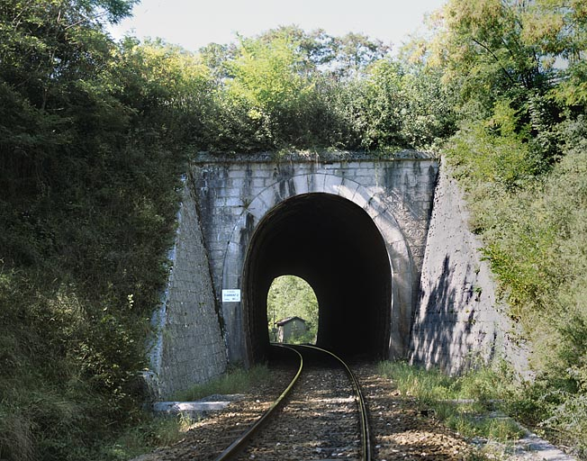  voie ferrée Andelot - La Cluse pont tunnel © Yves Sancey / Région Bourgogne-Franche-Comté, Inventaire du patrimoine - 2005