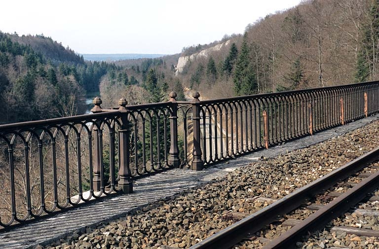 Refuge et garde-corps. © Yves Sancey / Région Bourgogne-Franche-Comté, Inventaire du patrimoine - 2005