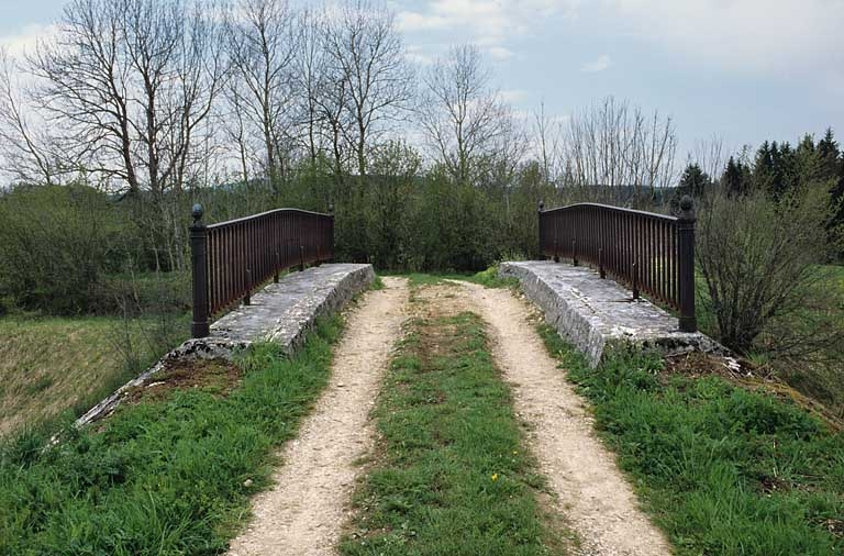 Vue d'ensemble du tablier. © Yves Sancey / Région Bourgogne-Franche-Comté, Inventaire du patrimoine - 2005