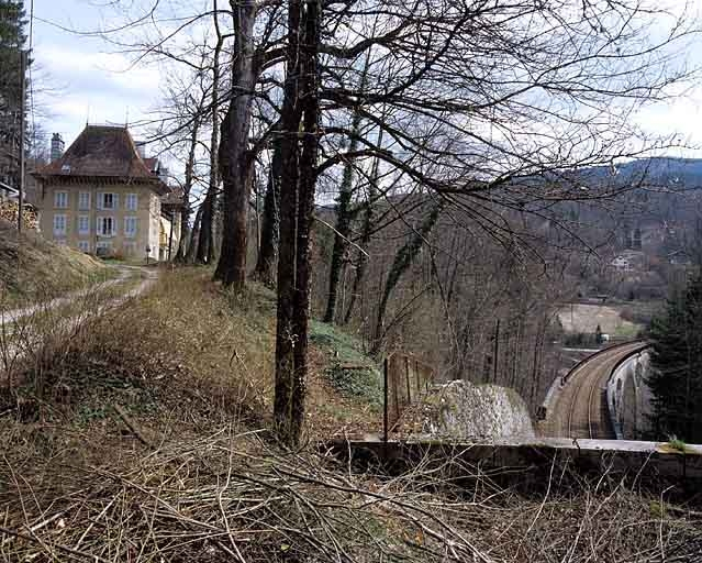 Vue d'ensemble, depuis l'ouest. © Yves Sancey / Région Bourgogne-Franche-Comté, Inventaire du patrimoine - 2005
