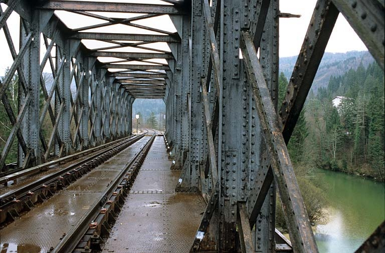 Charpente métallique, tablier et voie. © Yves Sancey / Région Bourgogne-Franche-Comté, Inventaire du patrimoine - 2005