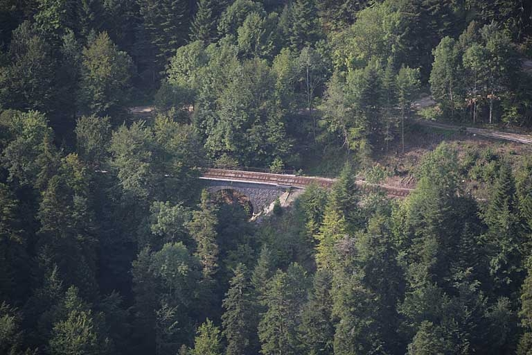 Vue aérienne du viaduc, depuis le nord. © Jean-Pierre Bévalot / Région Bourgogne-Franche-Comté, Inventaire du patrimoine - 2005