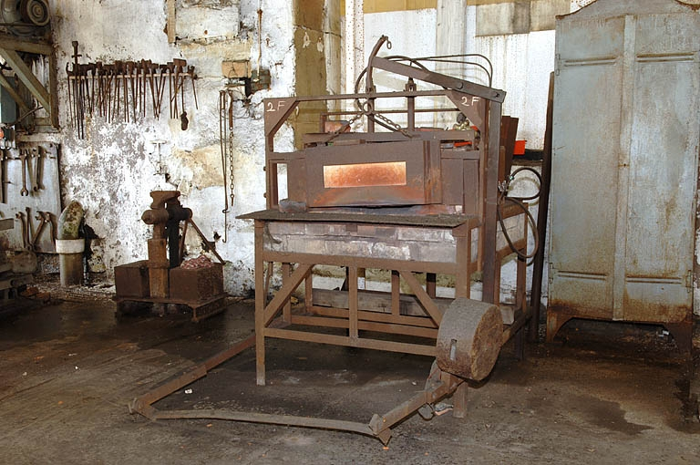 Four de plan rectangulaire (lettre B sur le plan de localisation). © Jérôme Mongreville / Région Bourgogne-Franche-Comté, Inventaire du patrimoine - 2005 Four de plan rectangulaire (lettre B sur le plan de localisation). © Jérôme Mongreville / Région Bourgogne-Franche-Comté, Inventaire du patrimoine - 2005