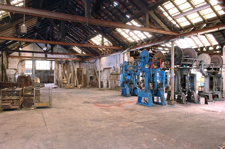 Vue d'ensemble de l'atelier dit des Balanciers depuis le nord. © Jérôme Mongreville / Région Bourgogne-Franche-Comté, Inventaire du patrimoine - 2005 Vue d'ensemble de l'atelier dit des Balanciers depuis le nord. © Jérôme Mongreville / Région Bourgogne-Franche-Comté, Inventaire du patrimoine - 2005