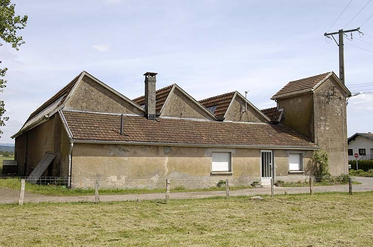 Salle de tissage et transformateur depuis le nord-ouest. © Jérôme Mongreville / Région Bourgogne-Franche-Comté, Inventaire du patrimoine - 2005