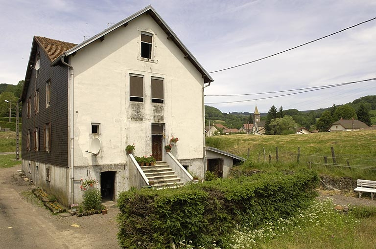Logements de contremaître. © Jérôme Mongreville / Région Bourgogne-Franche-Comté, Inventaire du patrimoine - 2005