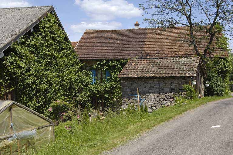 Façade postérieure du logement. © Jérôme Mongreville / Région Bourgogne-Franche-Comté, Inventaire du patrimoine - 2005
