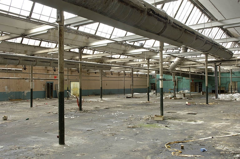 Extension est de la salle de tissage. Détail des structures. © Jérôme Mongreville / Région Bourgogne-Franche-Comté, Inventaire du patrimoine - 2005