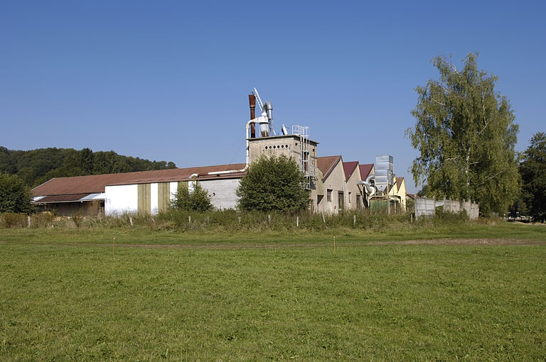 Vue d'ensemble depuis le sud-est. © Jérôme Mongreville / Région Bourgogne-Franche-Comté, Inventaire du patrimoine - 2005