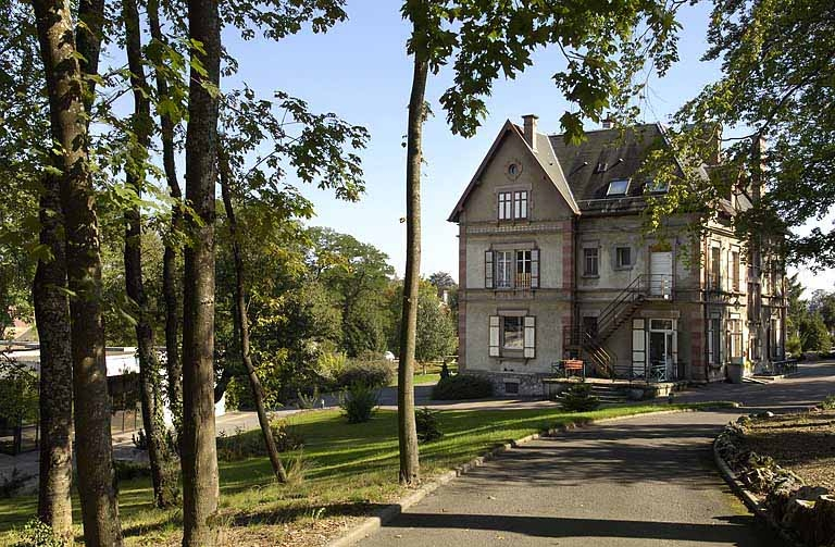 Vue d'ensemble depuis le sud. © Jérôme Mongreville / Région Bourgogne-Franche-Comté, Inventaire du patrimoine - 2005