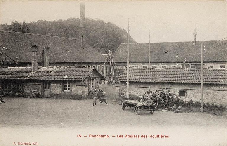 Ronchamp. - Les Ateliers des Houillères. © Jérôme  Mongreville (reproduction) / Région Bourgogne-Franche-Comté, Inventaire du patrimoine - 2005 Ronchamp. - Les Ateliers des Houillères. © Jérôme  Mongreville (reproduction) / Région Bourgogne-Franche-Comté, Inventaire du patrimoine - 2005