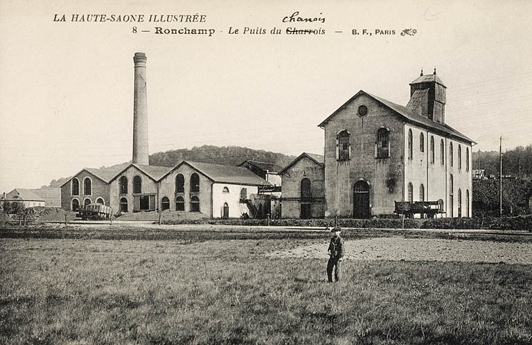 La Haute-Saône illustrée. 8. Ronchamp - Le puits du Charrois. © Jérôme  Mongreville (reproduction) / Région Bourgogne-Franche-Comté, Inventaire du patrimoine - 2005 La Haute-Saône illustrée. 8. Ronchamp - Le puits du Charrois. © Jérôme  Mongreville (reproduction) / Région Bourgogne-Franche-Comté, Inventaire du patrimoine - 2005