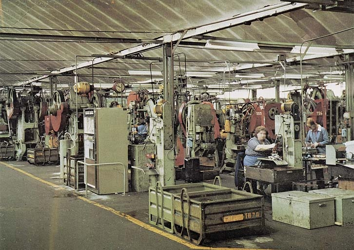 Vue d'ensemble de l'atelier des presses. © Jérôme  Mongreville (reproduction) / Région Bourgogne-Franche-Comté, Inventaire du patrimoine - 2005 Vue d'ensemble de l'atelier des presses. © Jérôme  Mongreville (reproduction) / Région Bourgogne-Franche-Comté, Inventaire du patrimoine - 2005