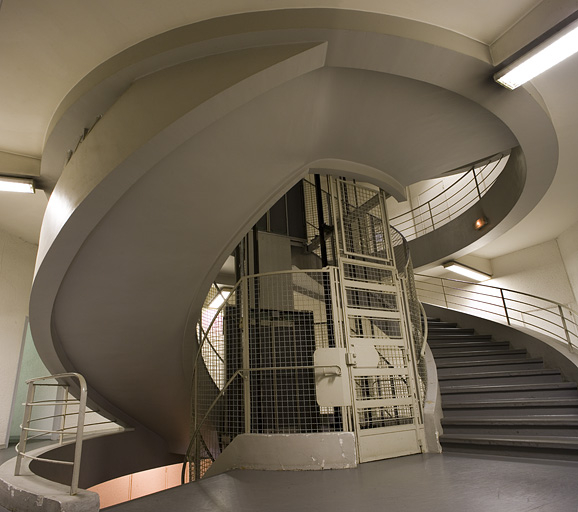 Escalier à double vis. © Yves Sancey / Région Bourgogne-Franche-Comté, Inventaire du patrimoine - 2006