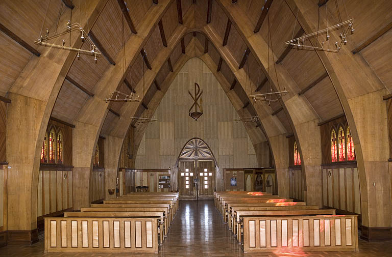 Vue de la nef depuis le choeur. © Yves Sancey / Région Bourgogne-Franche-Comté, Inventaire du patrimoine - 2006