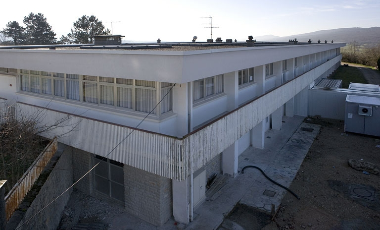 Internat : toit terrasse. © Yves Sancey / Région Bourgogne-Franche-Comté, Inventaire du patrimoine - 2006