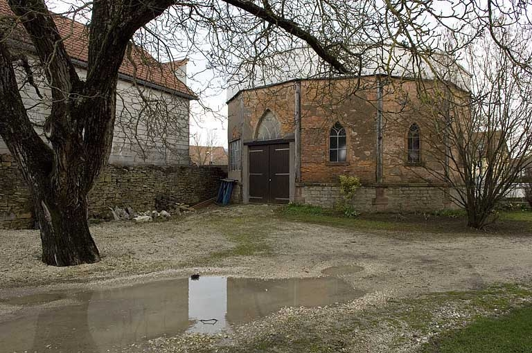 Vue depuis l'entrée. © Jérôme Mongreville / Région Bourgogne-Franche-Comté, Inventaire du patrimoine - 2006