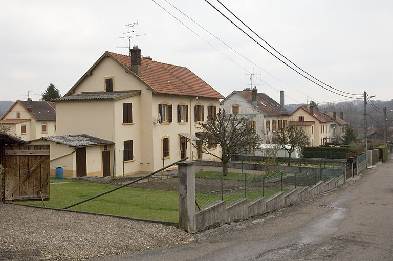 Maisons ouvrières rue de Thionville. © Jérôme Mongreville / Région Bourgogne-Franche-Comté, Inventaire du patrimoine - 2006