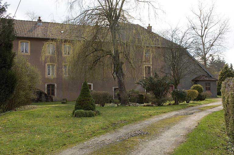Vue d'ensemble depuis le nord. © Jérôme Mongreville / Région Bourgogne-Franche-Comté, Inventaire du patrimoine - 2006