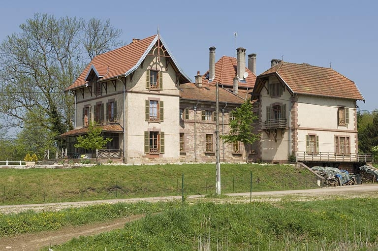 Vue d'ensemble du rendez-vous de chasse. © Jérôme Mongreville / Région Bourgogne-Franche-Comté, Inventaire du patrimoine - 2006