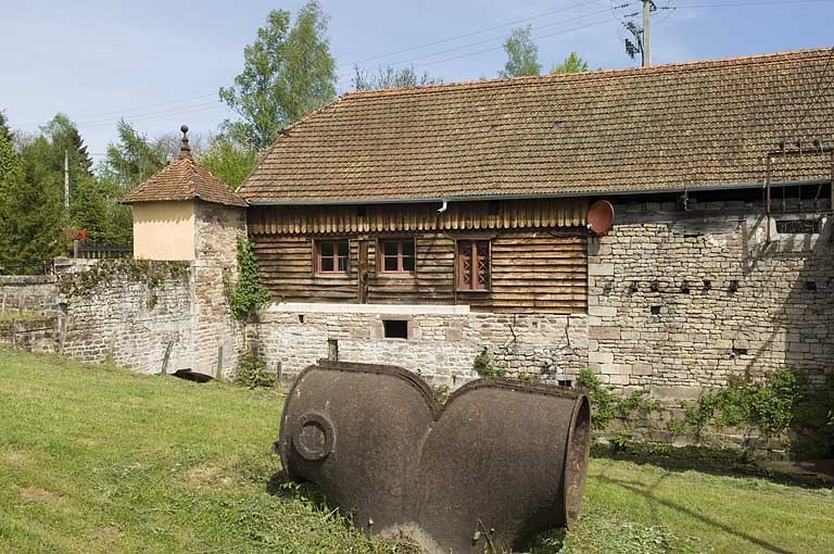 Façade sud de l'atelier de fabrication. © Jérôme Mongreville / Région Bourgogne-Franche-Comté, Inventaire du patrimoine - 2006