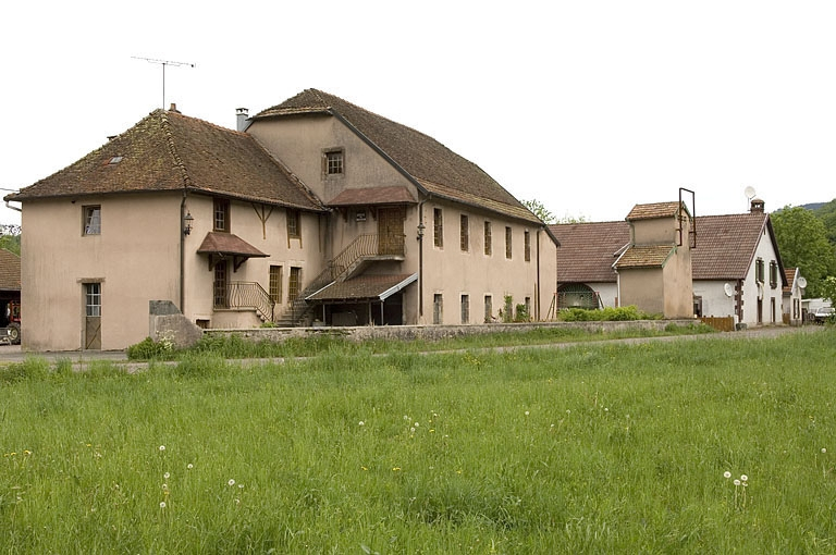 Vue d'ensemble depuis le sud. © Jérôme Mongreville / Région Bourgogne-Franche-Comté, Inventaire du patrimoine - 2006