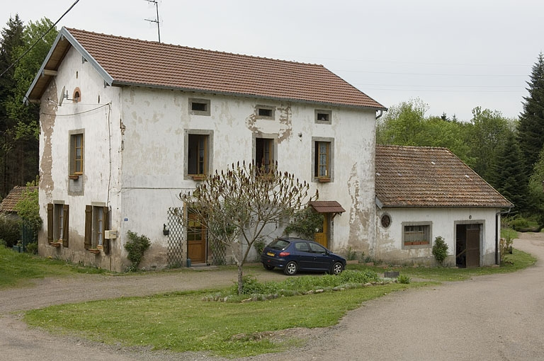 Logement d'ouvriers. © Jérôme Mongreville / Région Bourgogne-Franche-Comté, Inventaire du patrimoine - 2006