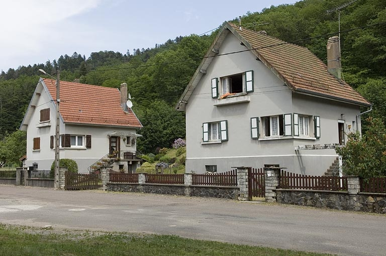 Maisons de la cité ouvrière. © Jérôme Mongreville / Région Bourgogne-Franche-Comté, Inventaire du patrimoine - 2006