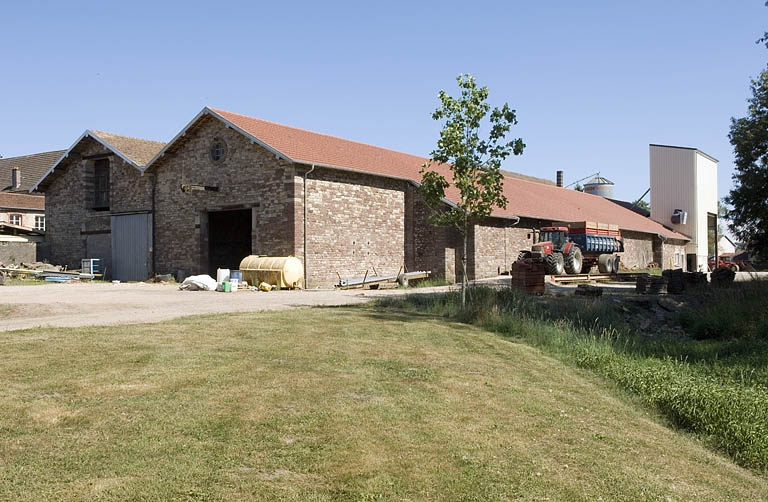 Vue d'ensemble depuis le nord-ouest. © Jérôme Mongreville / Région Bourgogne-Franche-Comté, Inventaire du patrimoine - 2006
