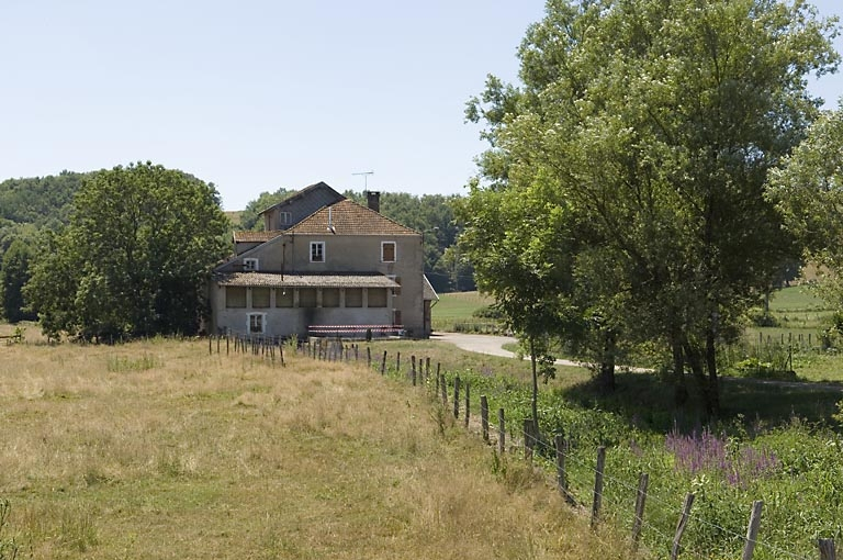Vue depuis l'amont. © Jérôme Mongreville / Région Bourgogne-Franche-Comté, Inventaire du patrimoine - 2006