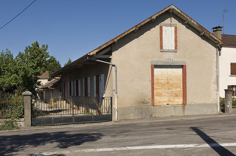 Vue de l'entrée. © Jérôme Mongreville / Région Bourgogne-Franche-Comté, Inventaire du patrimoine - 2006