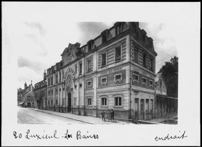  casino © Jules Manias / Région Bourgogne-Franche-Comté, Inventaire du patrimoine - 2006