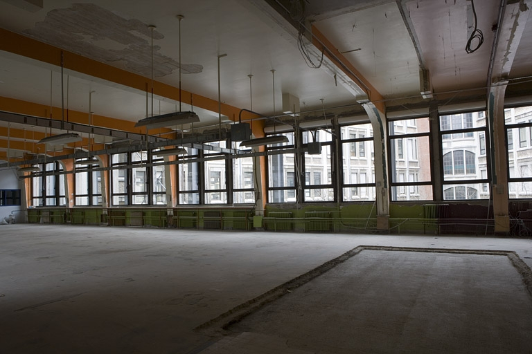 Traverse, atelier microtechnique 150 (1er étage) en 2007 avant rénovation : structure porteuse et baies. © Yves Sancey / Région Bourgogne-Franche-Comté, Inventaire du patrimoine - 2007 Traverse, atelier microtechnique 150 (1er étage) en 2007 avant rénovation : structure porteuse et baies. © Yves Sancey / Région Bourgogne-Franche-Comté, Inventaire du patrimoine - 2007