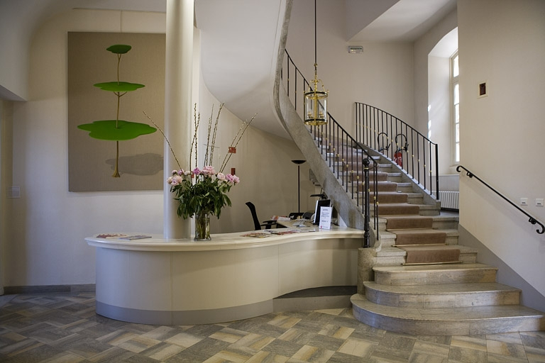 Vue d'ensemble du hall d'entrée. © Yves Sancey / Région Bourgogne-Franche-Comté, Inventaire du patrimoine - 2007