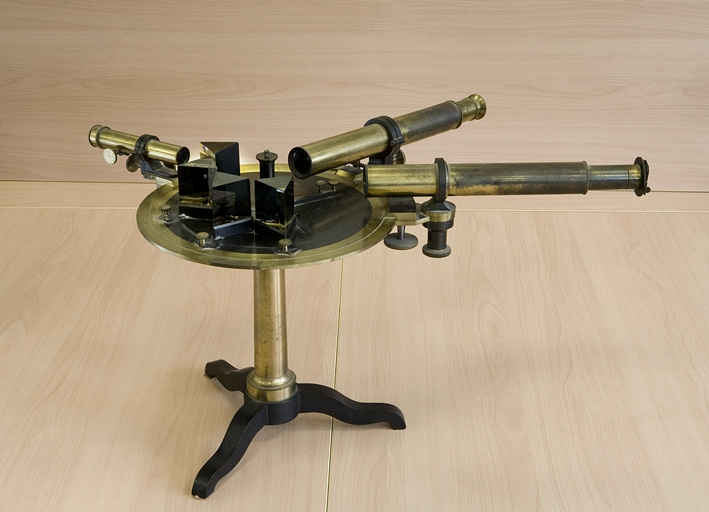 Vue d'ensemble, couvercle ôté. © Yves Sancey / Région Bourgogne-Franche-Comté, Inventaire du patrimoine - 2007