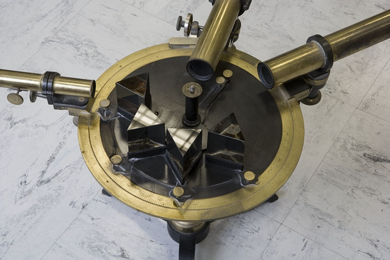 Prismes et extrémité des lunettes. © Yves Sancey / Région Bourgogne-Franche-Comté, Inventaire du patrimoine - 2007