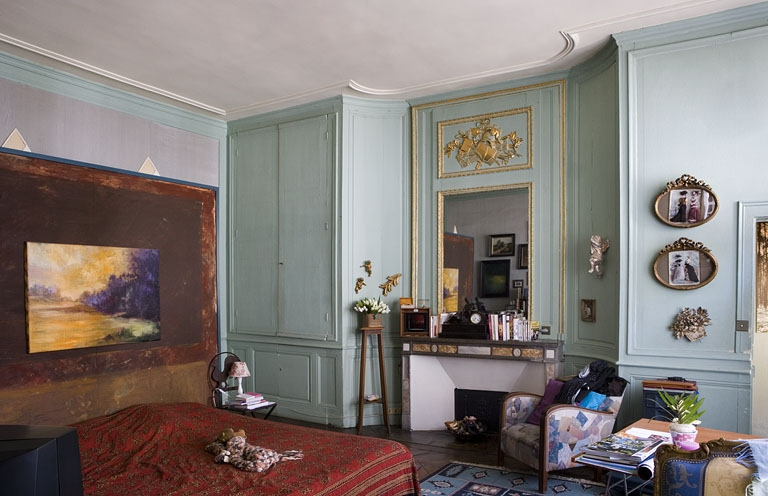 Intérieur, rez-de-chaussée : vue d'ensemble de la chambre sur cour. © Yves Sancey / Région Bourgogne-Franche-Comté, Inventaire du patrimoine - 2007