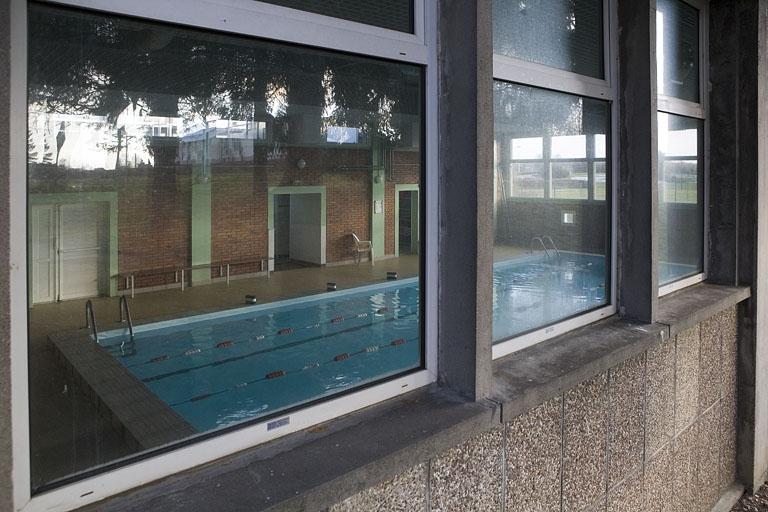 Bâtiment G. Vue piscine. © Yves Sancey / Région Bourgogne-Franche-Comté, Inventaire du patrimoine - 2007