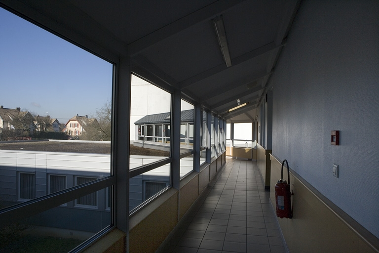 Bâtiment A. Vue de la passerelle. © Yves Sancey / Région Bourgogne-Franche-Comté, Inventaire du patrimoine - 2007
