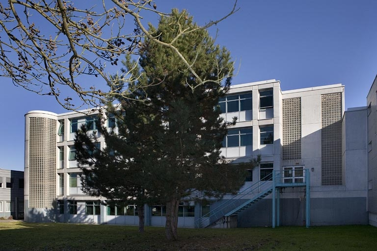 Bâtiment B. Vue de la façade antérieure. © Yves Sancey / Région Bourgogne-Franche-Comté, Inventaire du patrimoine - 2007