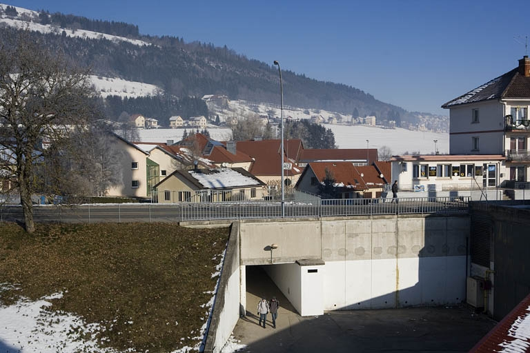 Site ancien : tunnel. © Yves Sancey / Région Bourgogne-Franche-Comté, Inventaire du patrimoine - 2007 Site ancien : tunnel. © Yves Sancey / Région Bourgogne-Franche-Comté, Inventaire du patrimoine - 2007