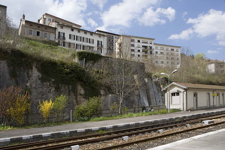 Réservoir, de trois quarts gauche. © Yves Sancey / Région Bourgogne-Franche-Comté, Inventaire du patrimoine - 2007