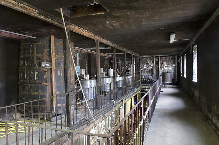 Etage de la cuverie (partie ouest). © Jérôme Mongreville / Région Bourgogne-Franche-Comté, Inventaire du patrimoine - 2007