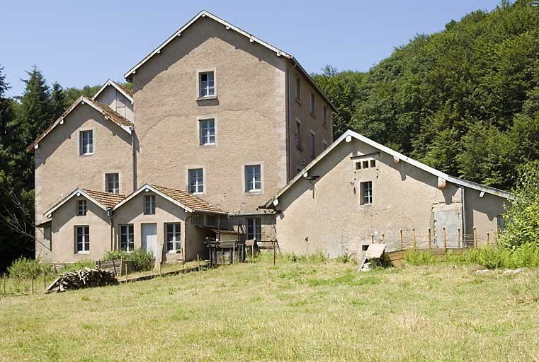 Les façades sud-est. © Jérôme Mongreville / Région Bourgogne-Franche-Comté, Inventaire du patrimoine - 2007