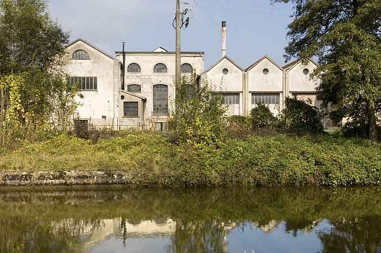 Bâtiments techniques depuis le sud. © Jérôme Mongreville / Région Bourgogne-Franche-Comté, Inventaire du patrimoine - 2007